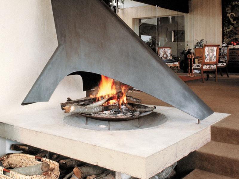 Fantastic triangular structure above the firewood rack