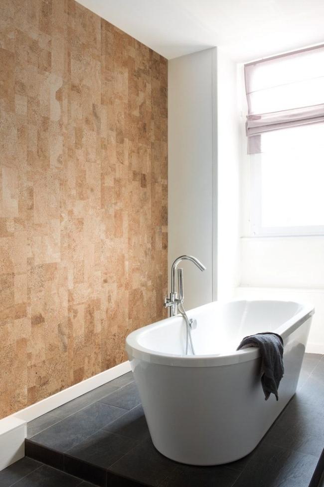 Cork flooring has an enviable resistance to moisture and aggressive environments