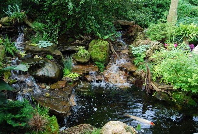 A complex waterfall of many stones